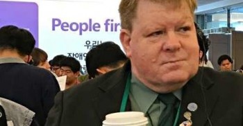 '에 코레 아노', 배제와 격리 없는 사회 향한 로버트 마틴의 여정