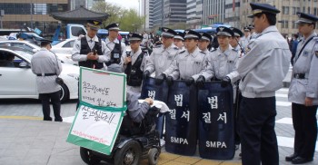 [발바닥이야기] 서늘한 봄입니다.