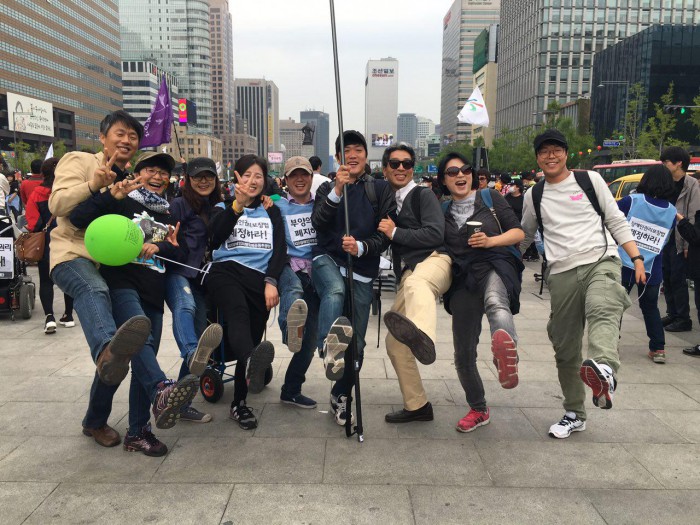 기록웹진1_발바닥활동가_20160420.jpg